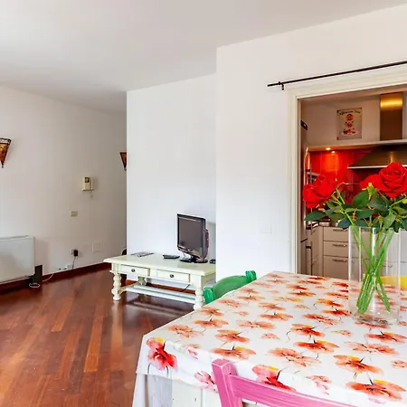 Apartment La Dimora Di *